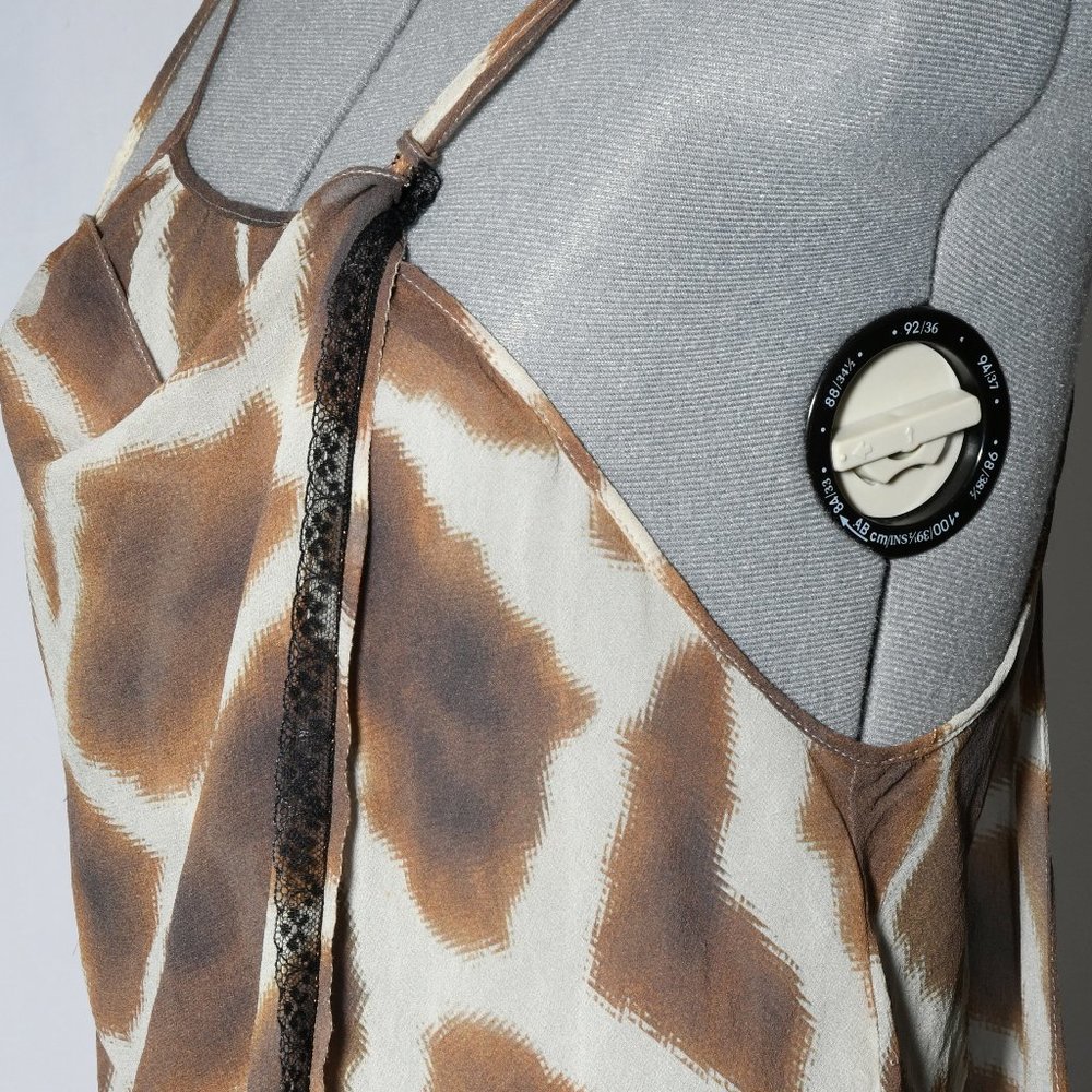 Silk-Chiffon Lace Giraffe Camisole - Picture 3 of 5